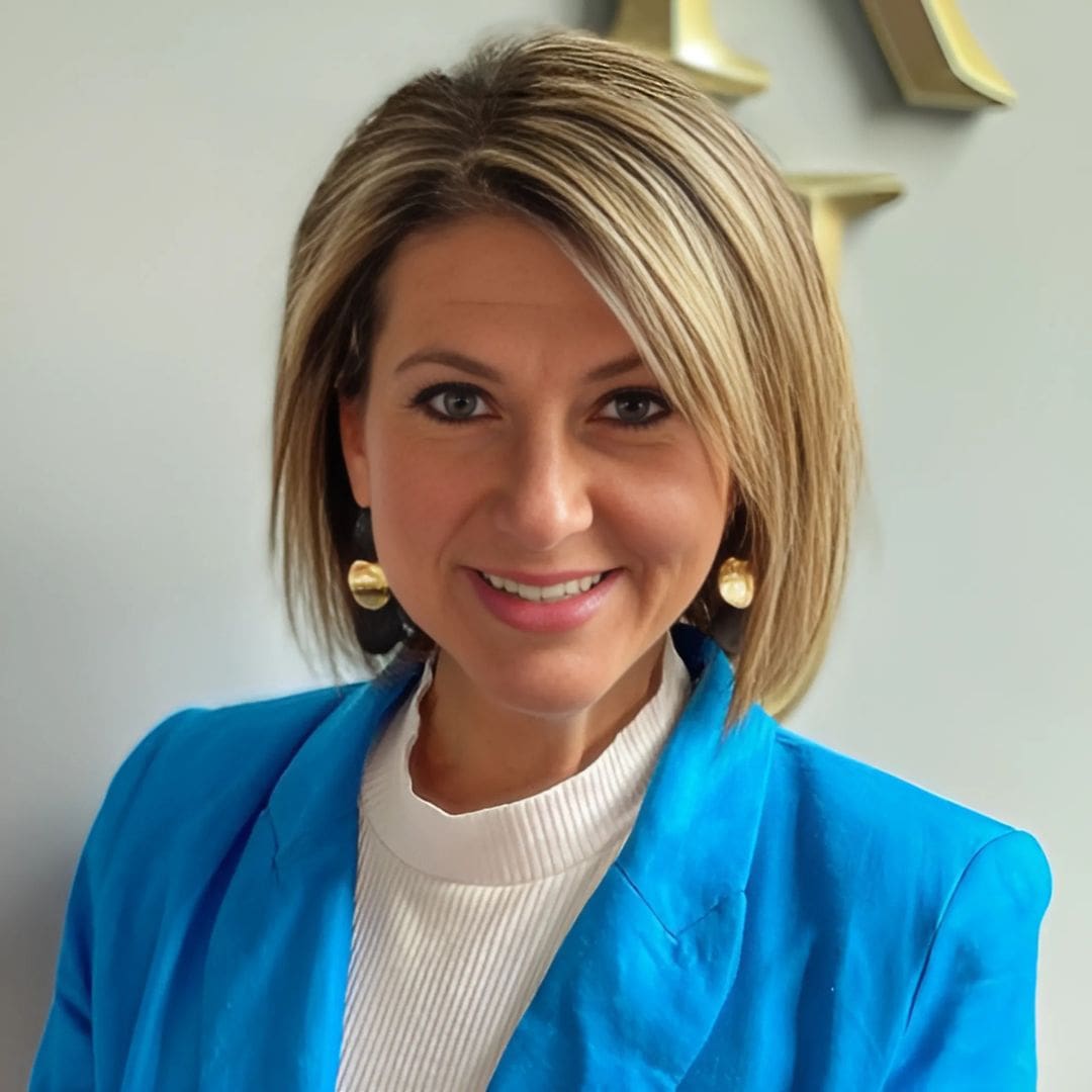 Rachel Leslie 